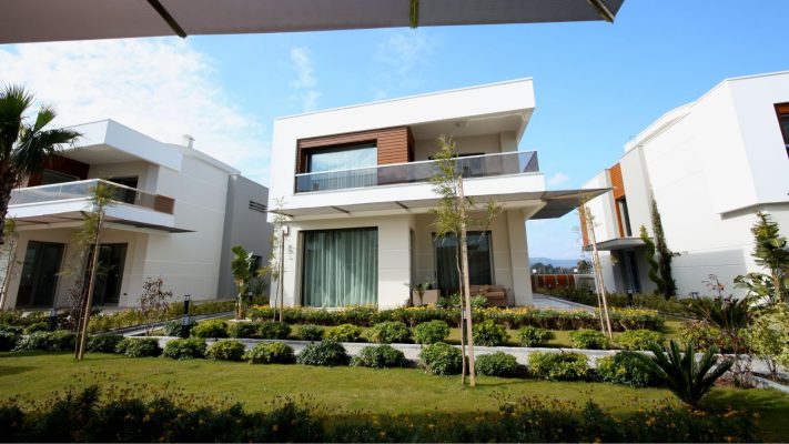 Vệ sinh biệt thự