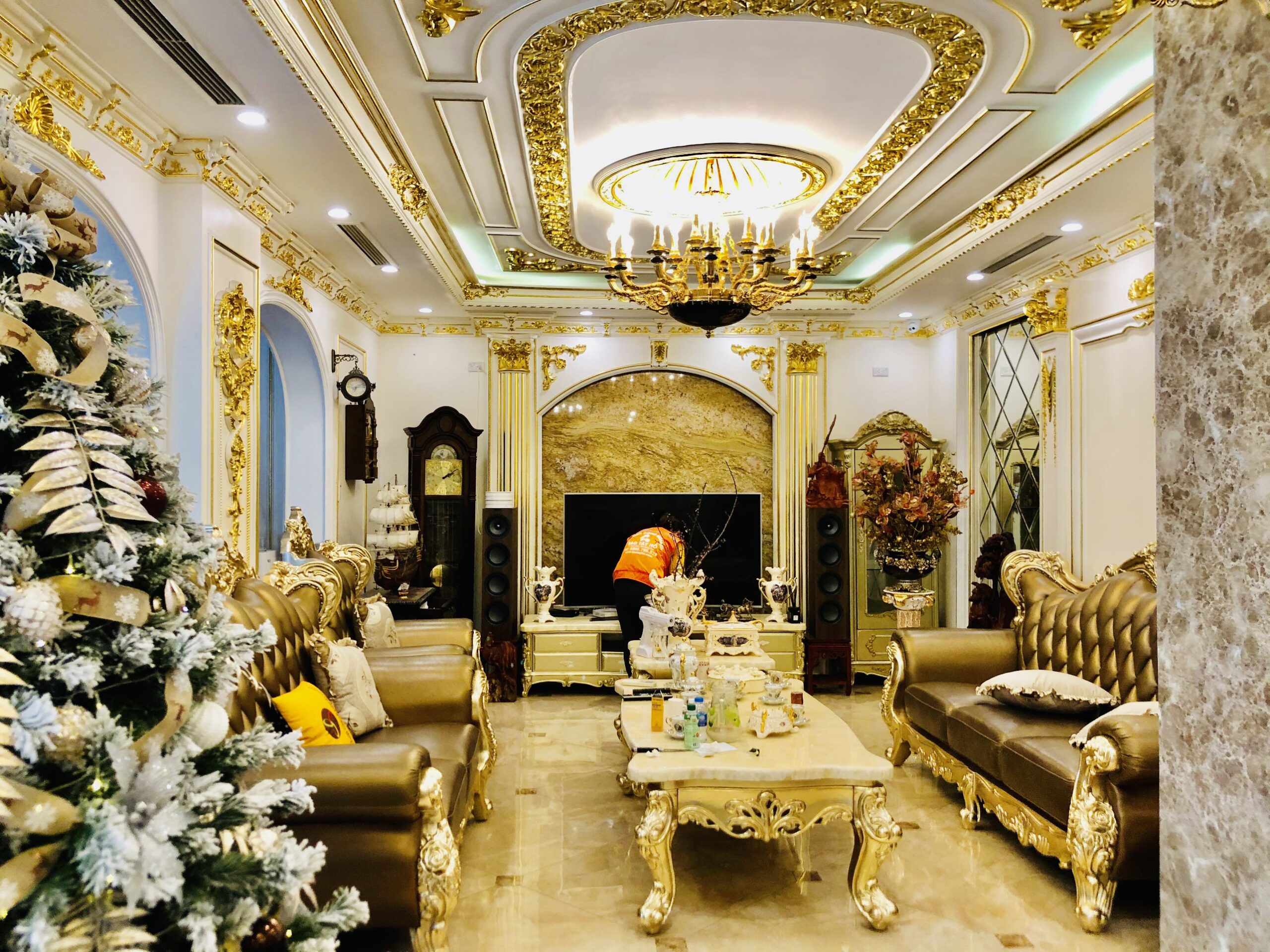 Vệ sinh nhà ở cao cấp